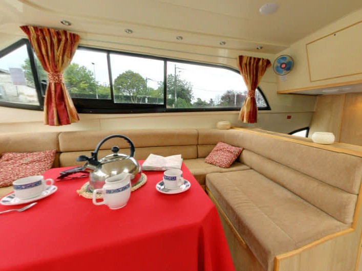 Le Boat Mystique - Boatscribe.com