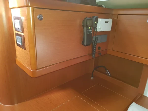 Oceanis 48 - Boatscribe.com