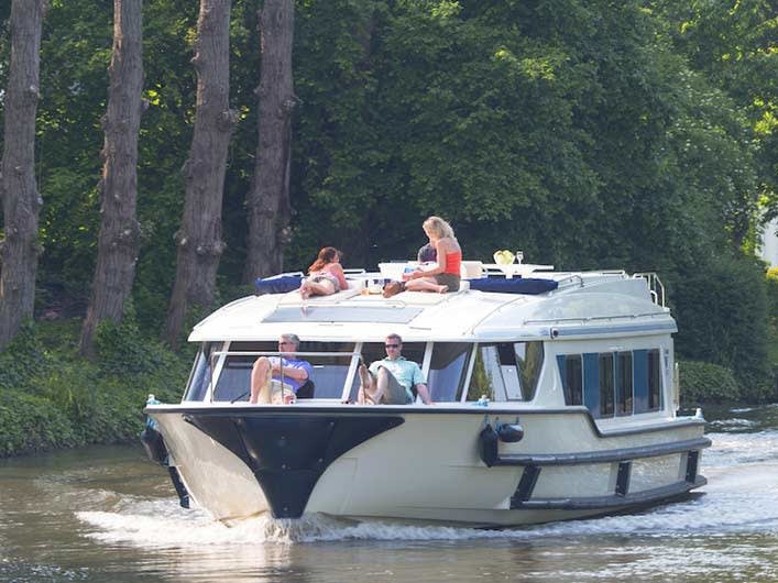 Le Boat Vision 3 - Boatscribe.com