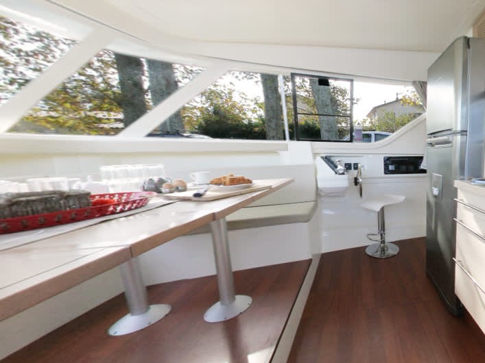 Le Boat Vision 3 - Boatscribe.com