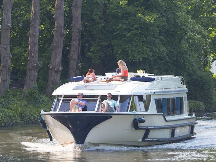 Le Boat Vision 4 - Boatscribe.com