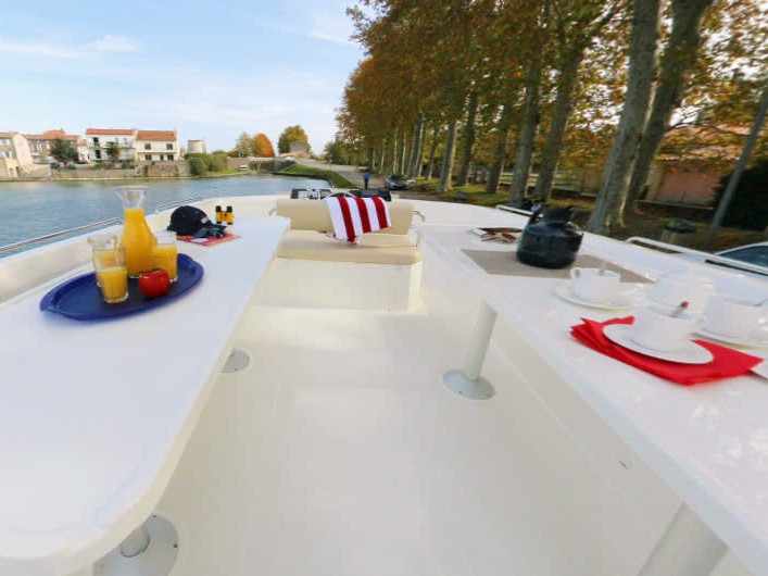 Le Boat Vision 4 - Boatscribe.com