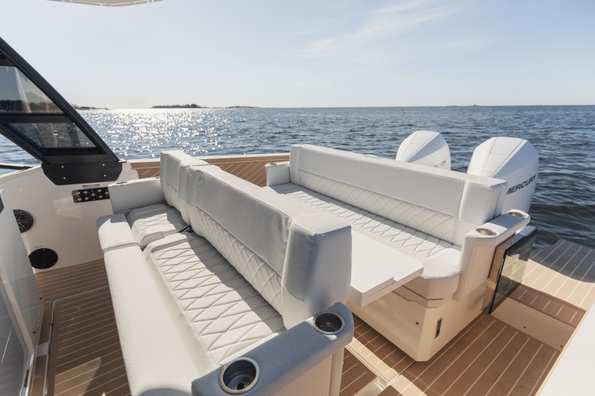 Saxdor 320 GTO - Boatscribe.com