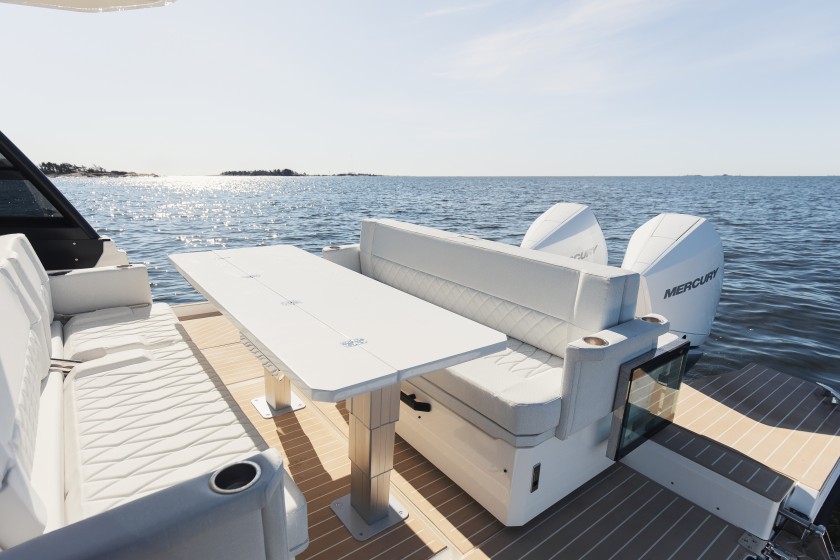 Saxdor 320 GTO - Boatscribe.com