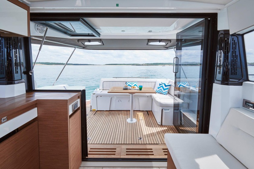 Jeanneau NC 37 - Boatscribe.com