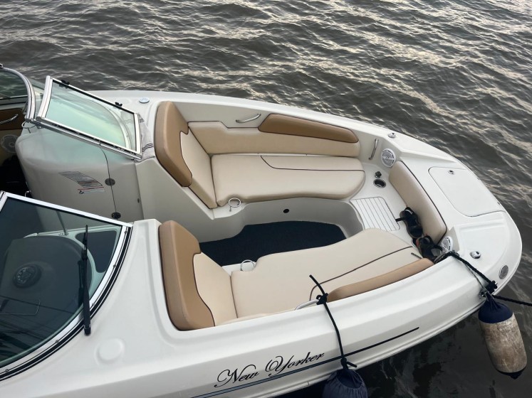 Sea Ray 290 - Boatscribe.com