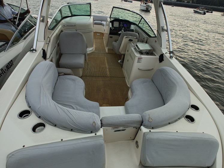 Sea Ray SLX 300 - Boatscribe.com