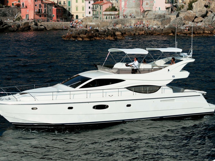Ferretti 550 - Boatscribe.com