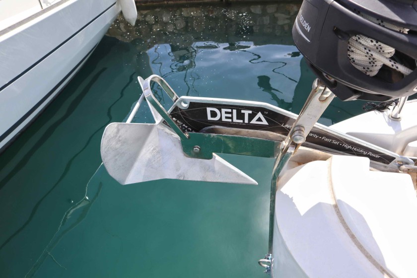 Bavaria C42 - Boatscribe.com