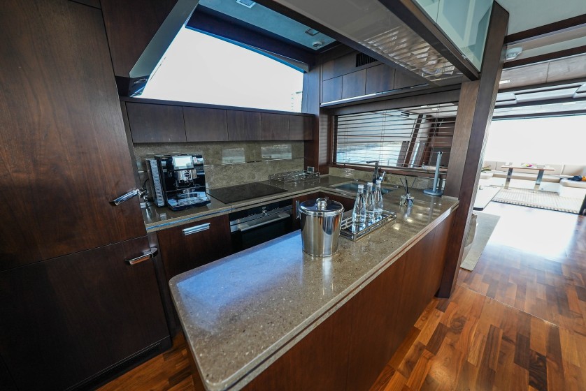 Galeon 780 - Boatscribe.com