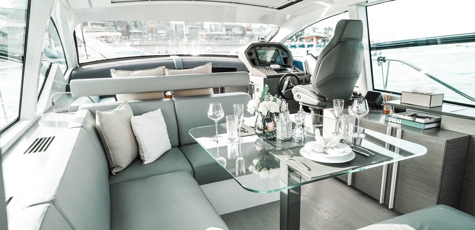 Pershing 5X - Boatscribe.com