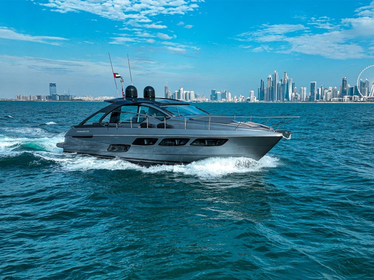 Pershing 5X - Boatscribe.com