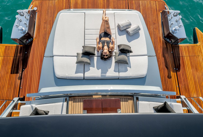Riva 82 Diva - Boatscribe.com