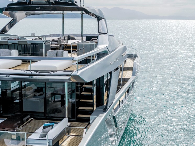 Riva 82 Diva - Boatscribe.com