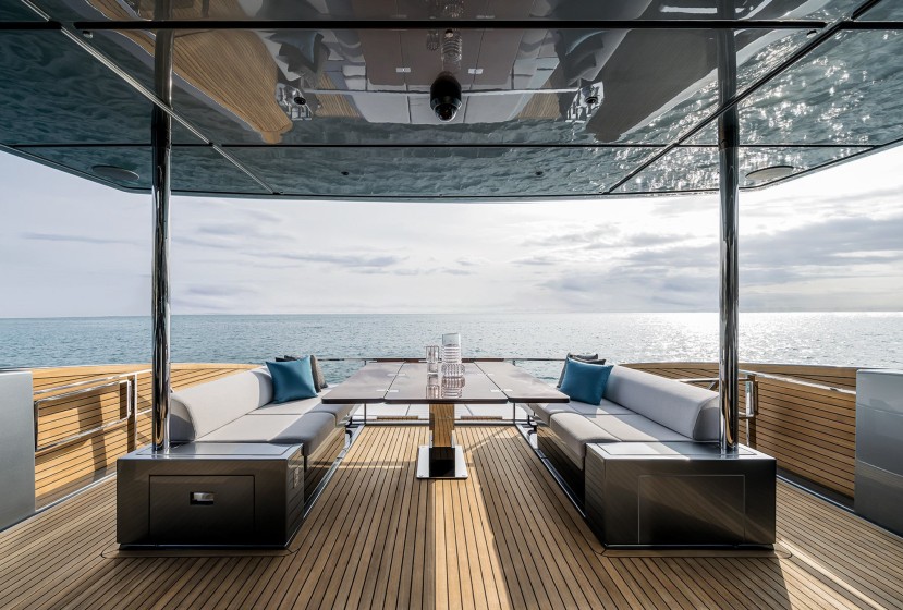 Riva 82 Diva - Boatscribe.com