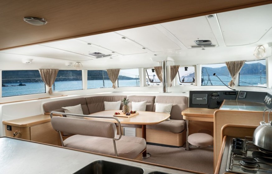 Lagoon 42 - Boatscribe.com