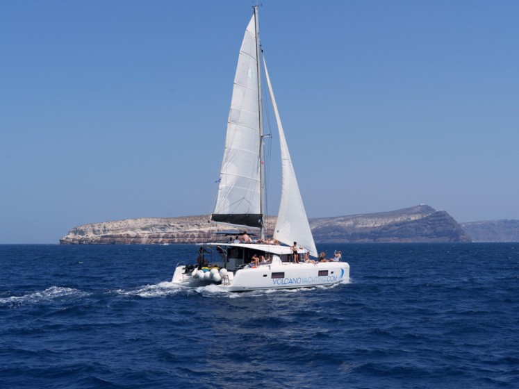 Lagoon 42 - Boatscribe.com