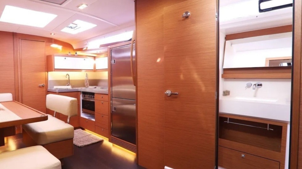 Dufour 470 - Boatscribe.com