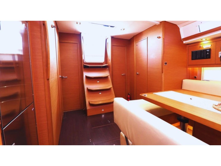 Dufour 470 - Boatscribe.com