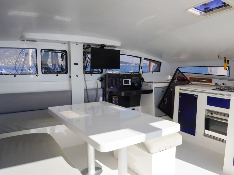TS 42 - Boatscribe.com