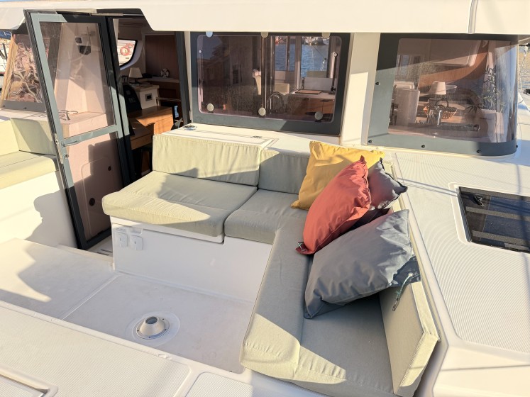 Bali 4.4 - Boatscribe.com