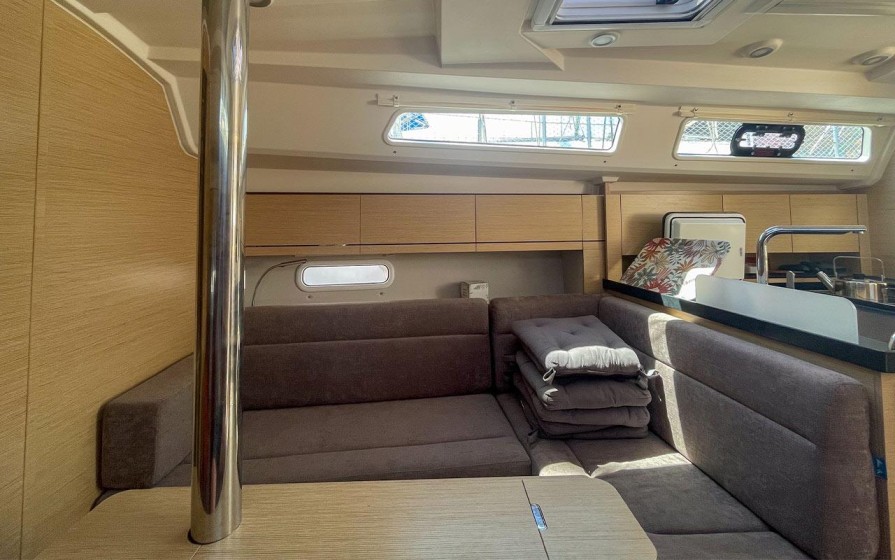 Hanse 348 - Boatscribe.com