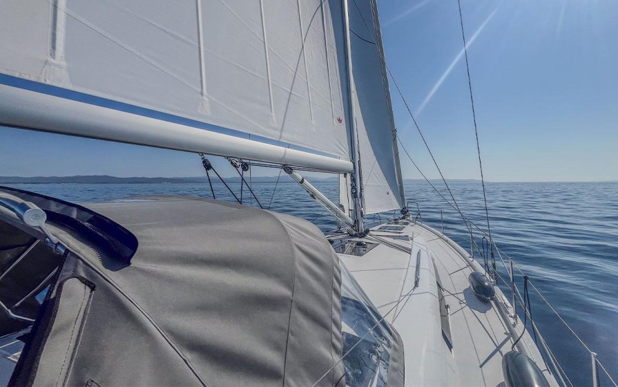 Hanse 460 - Boatscribe.com