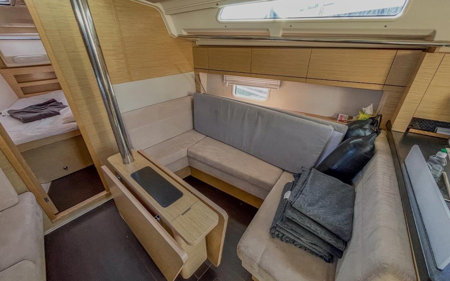 Hanse 388 - Boatscribe.com
