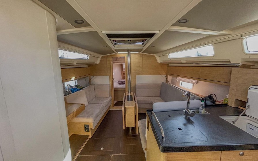 Hanse 388 - Boatscribe.com