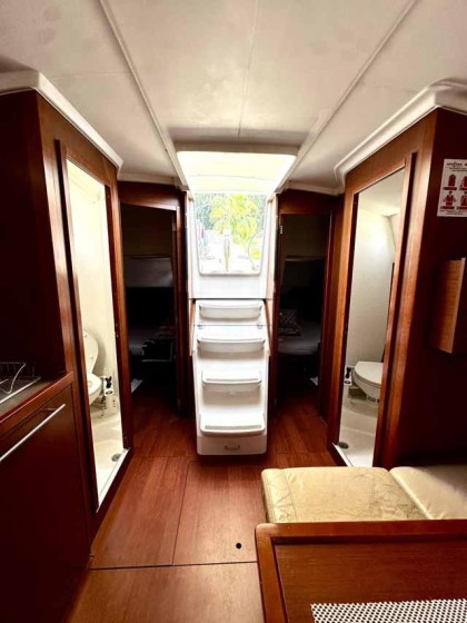 Oceanis 38.1 - Boatscribe.com
