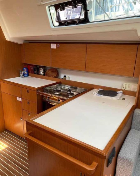 Bavaria C38 - Boatscribe.com