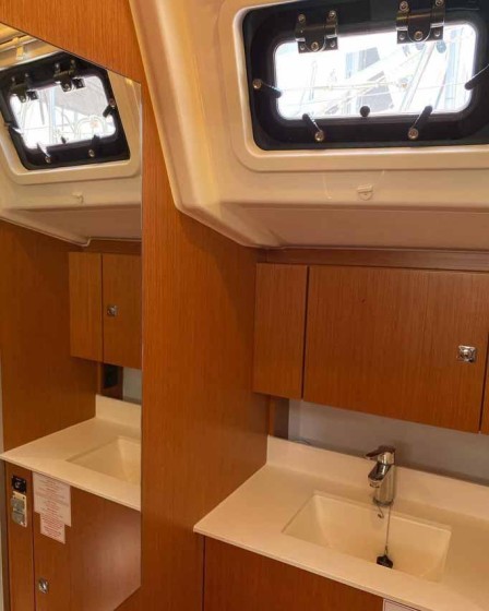 Bavaria C38 - Boatscribe.com
