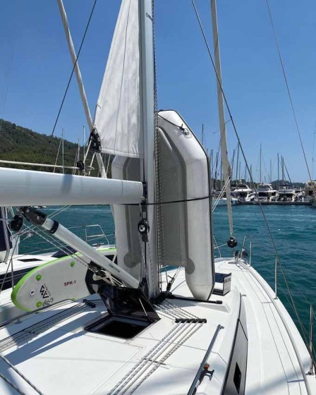 Bavaria C38 - Boatscribe.com