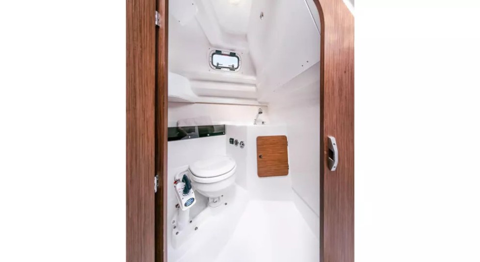 Antares 8 OB - Boatscribe.com