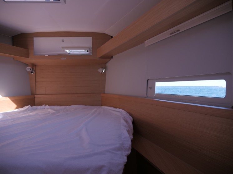 Dufour 430 - Boatscribe.com