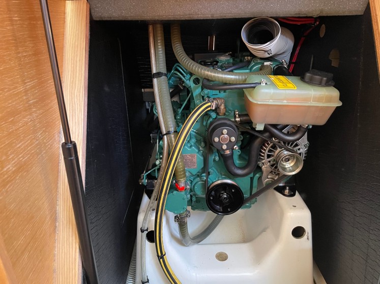 Dufour 350 GL - Boatscribe.com