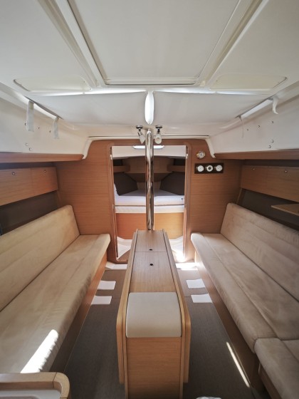 Dufour 350 GL - Boatscribe.com