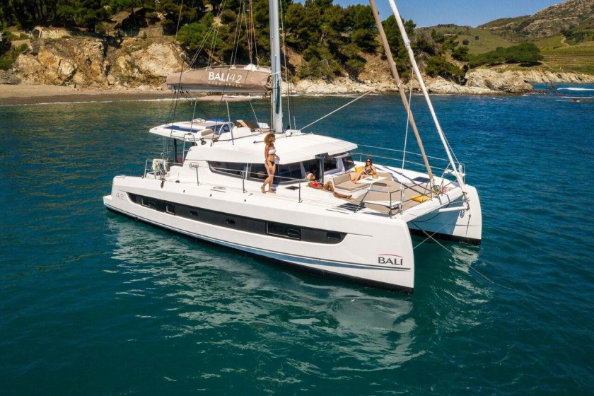 Bali 4.2 - Boatscribe.com