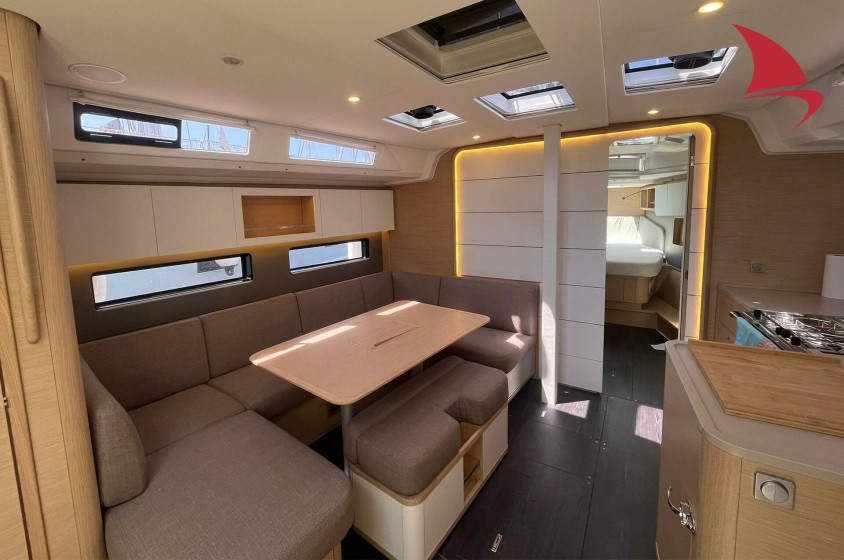 Dufour 41 - Boatscribe.com