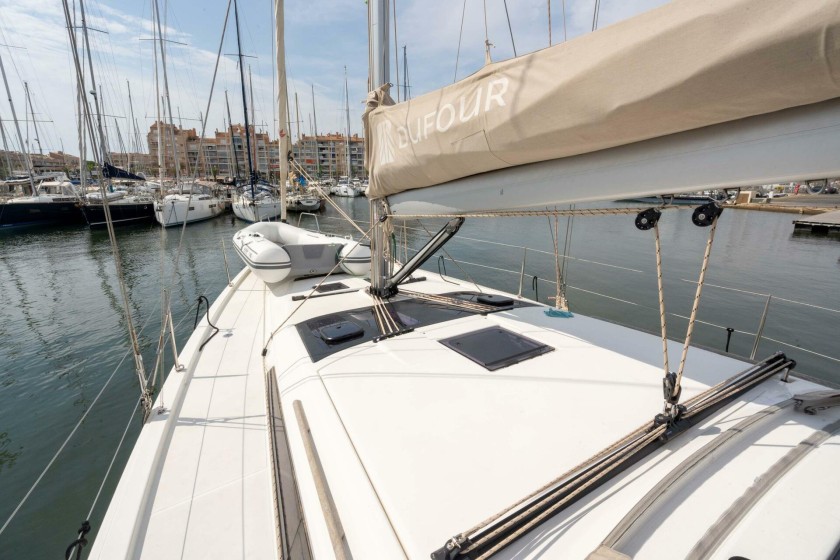 Dufour 430 - Boatscribe.com