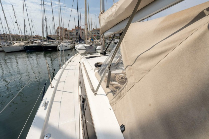 Dufour 430 - Boatscribe.com