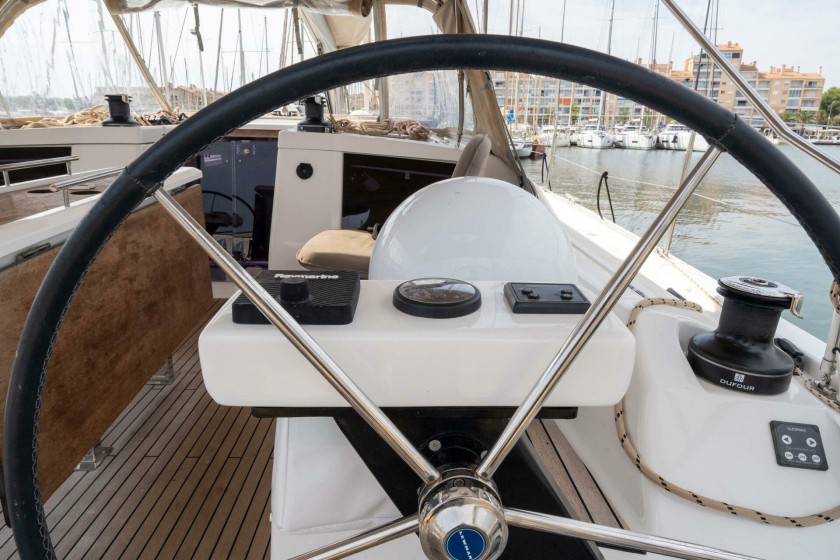 Dufour 430 - Boatscribe.com