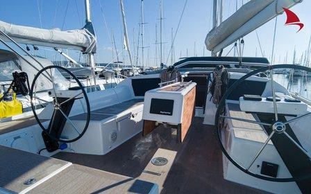 Dufour 430 - Boatscribe.com