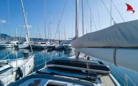 Dufour 430 - Boatscribe.com