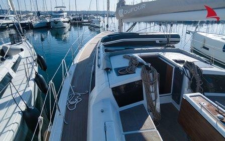 Dufour 430 - Boatscribe.com