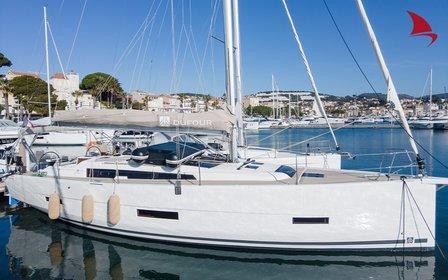 Dufour 430 - Boatscribe.com