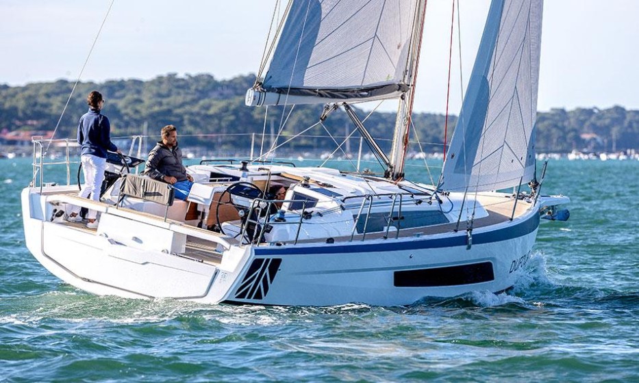 Dufour 37 - Boatscribe.com