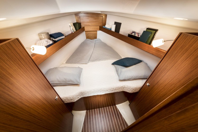 Bavaria 34 Cruiser - Boatscribe.com