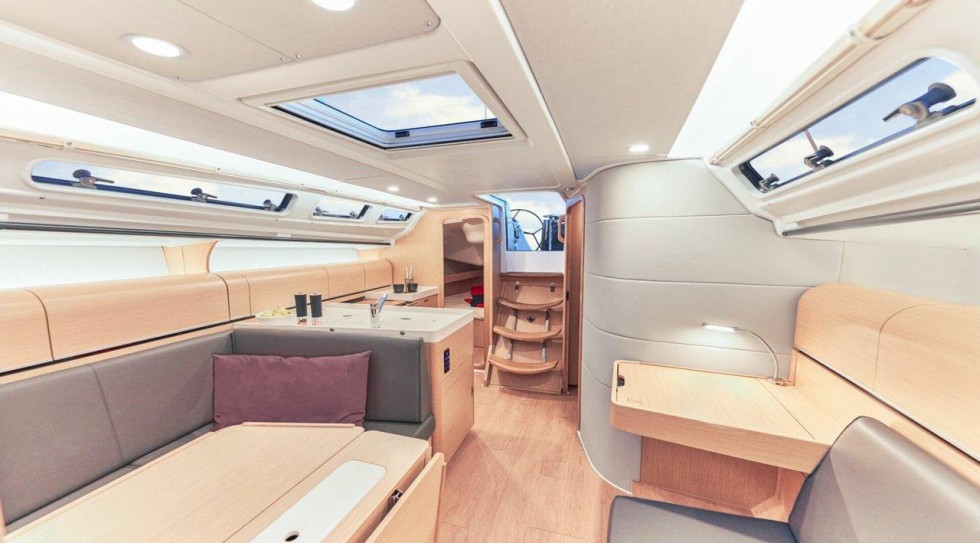 Dehler 38 SQ - Boatscribe.com