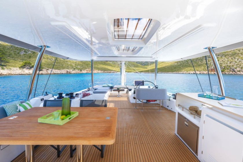 Lagoon 60 - Boatscribe.com